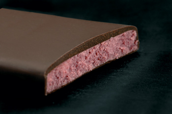 Coppeneur Cassis & Marc de Champagne Schokolade handgesch�pft, Tafel - 75 g - Papier - www.gourmet-versand.com