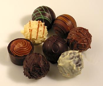 Pralinen-Mischung - Grande Selection, 80 St, von Coppeneur - 900 g - Schachtel - www.gourmet-versand.com