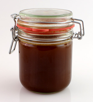 Entenfond vom Sternekoch Rainer Hensen (saisonales Produkt) - 350 ml - Bügelglas - www.gourmet-versand.com Entenfond vom Sternekoch Rainer Hensen (saisonales Produkt) - 350 ml - Bügelglas - www.gourmet-versand.com