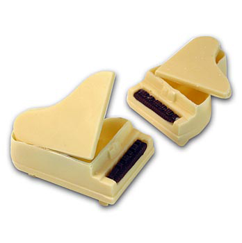 Schokoladenform - Piano, wei� mit schwarzer Tastatur, (80 x 55 x 35mm) - 40 St ca. 2 kg - Karton - www.gourmet-versand.com