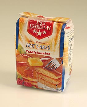 Pancake Mix - Tres Estrellas Hot Cakes Tradicionales - 1 kg - T�te - www.gourmet-versand.com