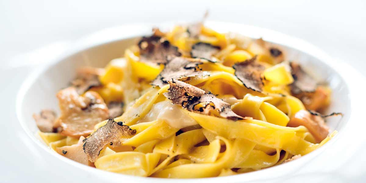 Frische Trüffel lecker genießen mit Pasta