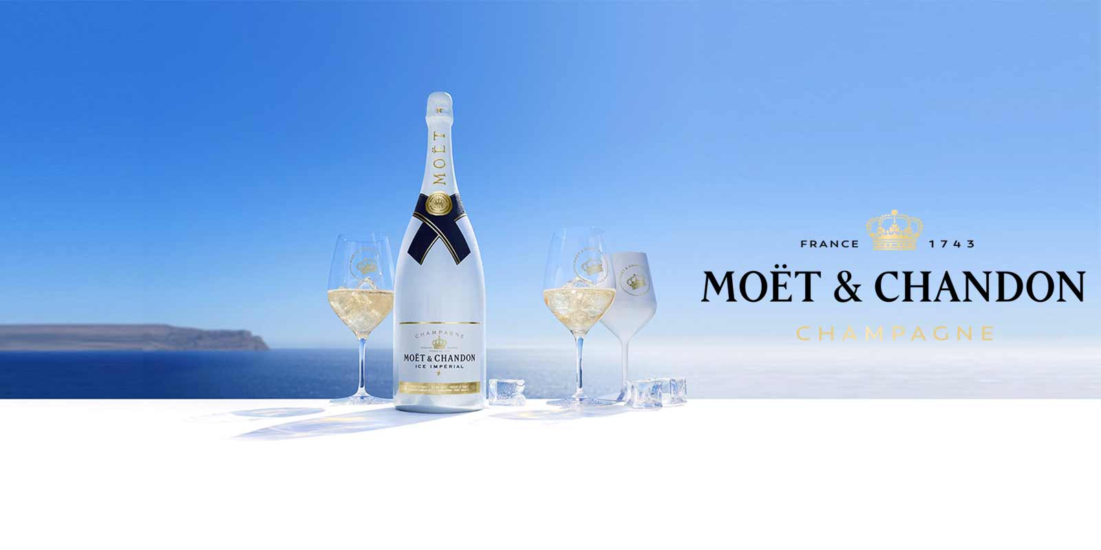 Sampanjac Moet & Chandon Kombinacija tradicionalnog znanja i moderne tehnologije rezultira skladnom ravnotezom po kojoj su sampanjci Moet i Chandon poznati diljem svijeta.
Stil Moeta i Chandona je nepogresiv: blistava vocnost, zavodljivo nepce i elegantna zrelost rezultat su dugog, postupnog procesa od loze do podruma.
Svaka faza ovog procesa oslanja se na kolektivno znanje vinara, majstora podruma, enologa i drugih strucnjaka, ujedinjenih snaznim nacelima koja predstavljaju nase temeljne vrijednosti, nas vinski kredo. Sampanjac Moet & Chandon Kombinacija tradicionalnog znanja i moderne tehnologije rezultira skladnom ravnotezom po kojoj su sampanjci Moet i Chandon poznati diljem svijeta.
Stil Moeta i Chandona je nepogresiv: blistava vocnost, zavodljivo nepce i elegantna zrelost rezultat su dugog, postupnog procesa od loze do podruma.
Svaka faza ovog procesa oslanja se na kolektivno znanje vinara, majstora podruma, enologa i drugih strucnjaka, ujedinjenih snaznim nacelima koja predstavljaju nase temeljne vrijednosti, nas vinski kredo.