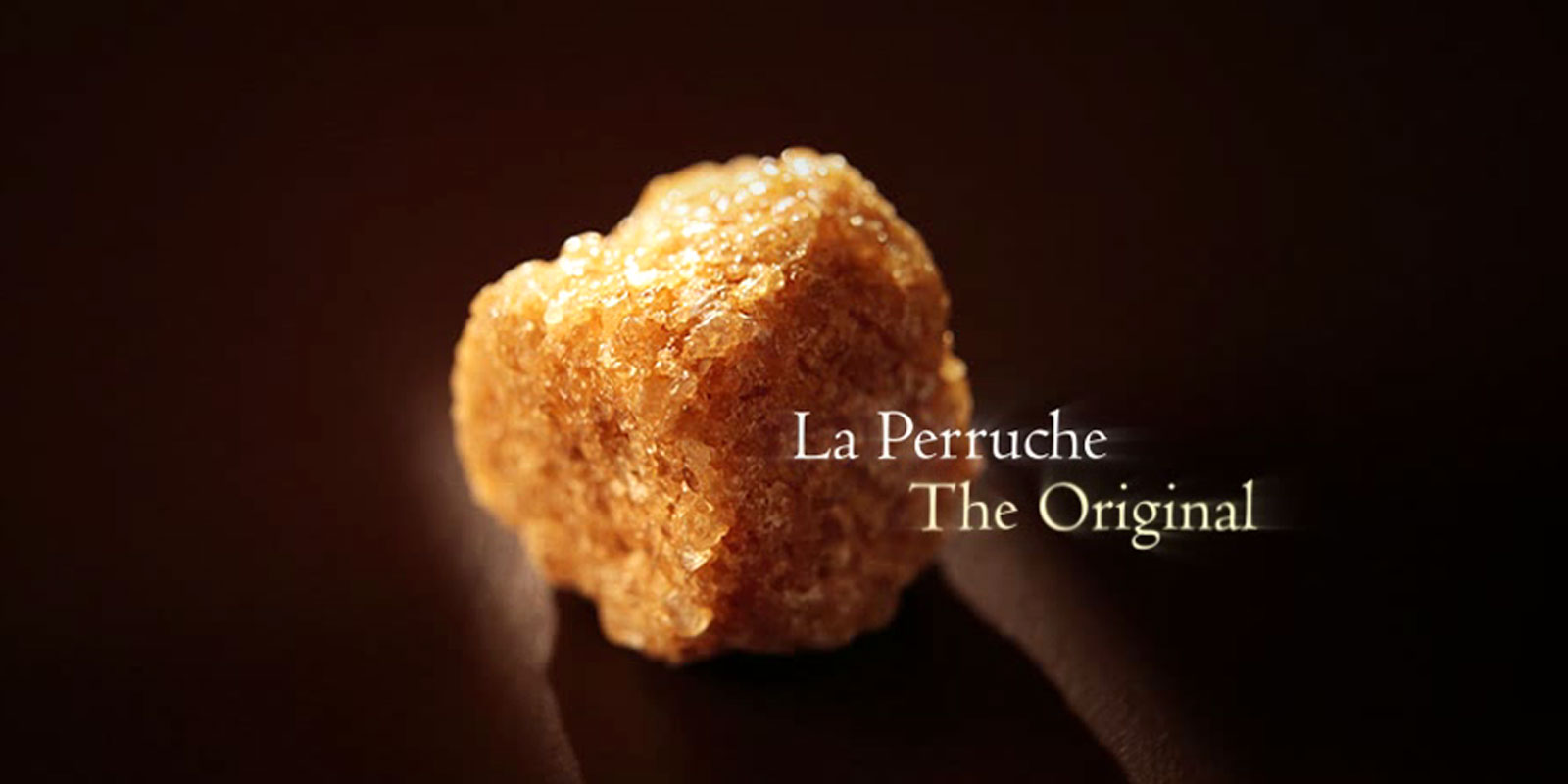 La Perruche Zucker - Rohrzucker La Perruche ist ein außergewöhnliches Produkt, mit einem speziellen Geschmack, der alle diejenigen erfreut, die feinen und hochentwickelten Geschmack schätzen. Ganz einfach zaubert er bloßes Vergnügen in Ihre Sinne. La Perruche gibt es in unregelmäßigen Zuckerklumpen in weiß oder goldbraun. Weiterhin noch als Cassonade bekannte Kristallform im Streuer. La Perruche Zucker - Rohrzucker La Perruche ist ein außergewöhnliches Produkt, mit einem speziellen Geschmack, der alle diejenigen erfreut, die feinen und hochentwickelten Geschmack schätzen. Ganz einfach zaubert er bloßes Vergnügen in Ihre Sinne. La Perruche gibt es in unregelmäßigen Zuckerklumpen in weiß oder goldbraun. Weiterhin noch als Cassonade bekannte Kristallform im Streuer.