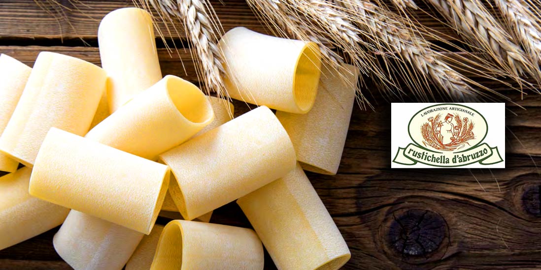 Pasta, fideos y noquis rustichella Nacida en Penne en 1924 con el nombre de Pastificio Gaetano Sergiacomo, Rustichella d Abruzzo es hoy la marca de pasta artesanal utilizada por los mejores chefs del mundo.
