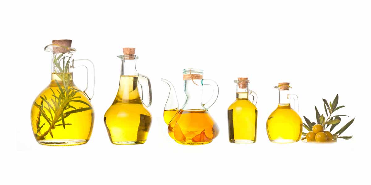 Öle / Speiseöle Olivenöle aus fast ganz Europa (z.B. Frankreich, Spanien, Italien) finden Sie hier.
Weiterhin können Sie Trüffelöle und aromatisierte Öle hier kaufen.