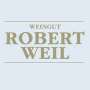 Bodega Robert Weil - Region vinicola de Rheingau 100 por ciento Riesling
En las 90 hectareas de vinedos de la bodega solo crece Riesling. El cultivo constante de la variedad reina, asi como un trabajo estrictamente orientado a la calidad y respetuoso con el medio ambiente - con abono puramente organico, vegetacion y evitando herbicidas - apuntan, como desde la fundacion de la bodega, a la sostenibilidad produccion de los vinos mas valiosos.