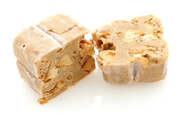 Mini Trüffelpralinen von Tartuflanghe - Dolce dAlba DULCIS TUBER TARTUFO mit Sommertrüffeln a 7g, beiges Papier - 1 kg - Beutel Mini Trüffelpralinen von Tartuflanghe - Dolce dAlba DULCIS TUBER TARTUFO mit Sommertrüffeln a 7g, beiges Papier - 1 kg - Beutel
