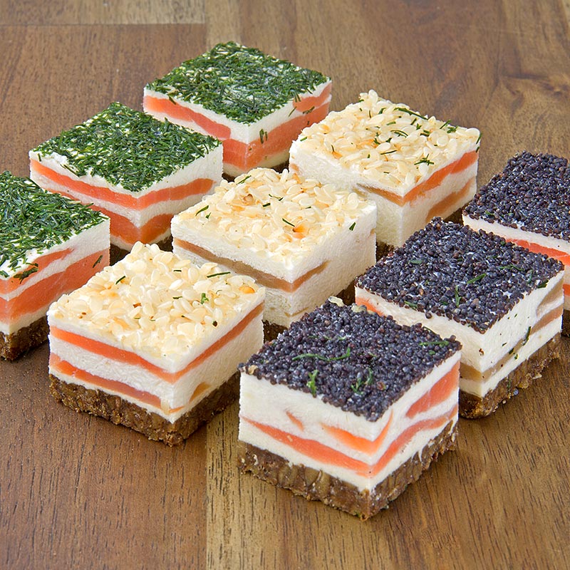 Zoetwaren met gerookte zalm, roomkaas en mierikswortel op roggebrood - 240 g, 24 x 10 g - karton