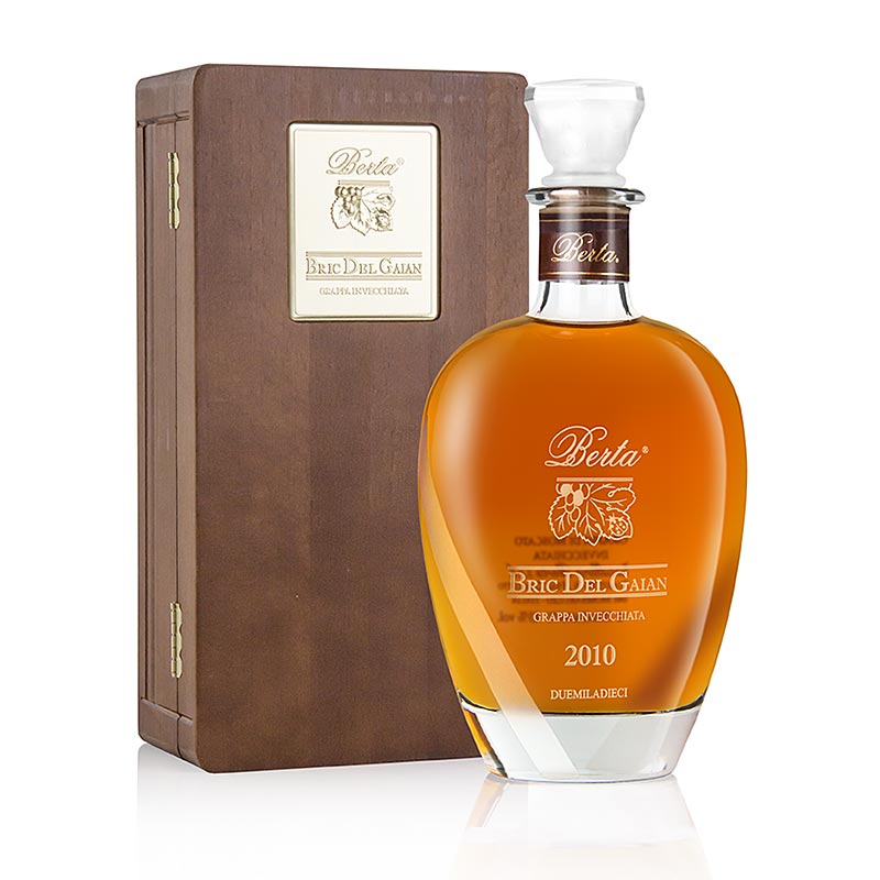 Bric del Gaian 2010 - Grappa Moscato Invecchiata, 43% vol., Berta, Holzkiste - 700 ml - Flasche Bric del Gaian 2010 - Grappa Moscato Invecchiata, 43% vol., Berta, Holzkiste - 700 ml - Flasche