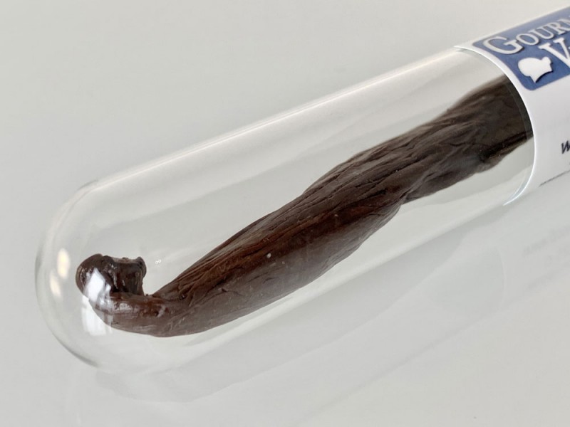 Tahitian vanilla pod, the queen of vanilla, 1 pod in a test tube with a bow - 1 piece / approx. 6 g - In a test tube with a bow