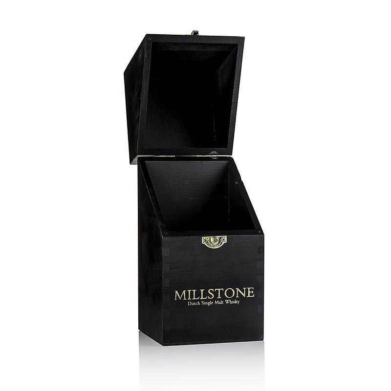 Single Malt Whisky Zuidam Millstone, 12 år, Sherry Cask, 46% vol., Holland - 700 ml - flaske