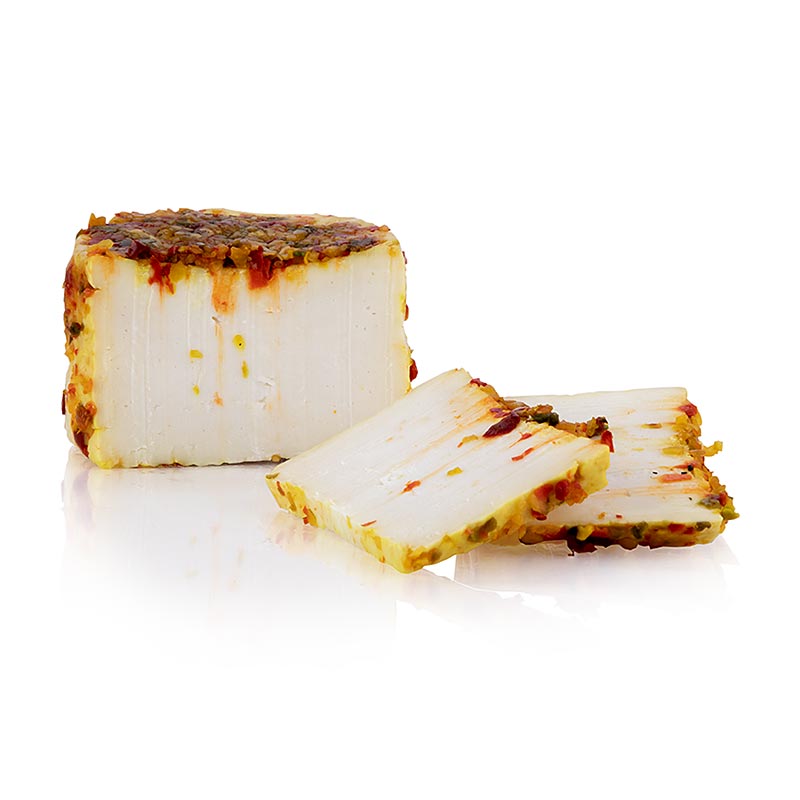 Goat cheese, with paprika, Metzler - about 150 g - vacuum