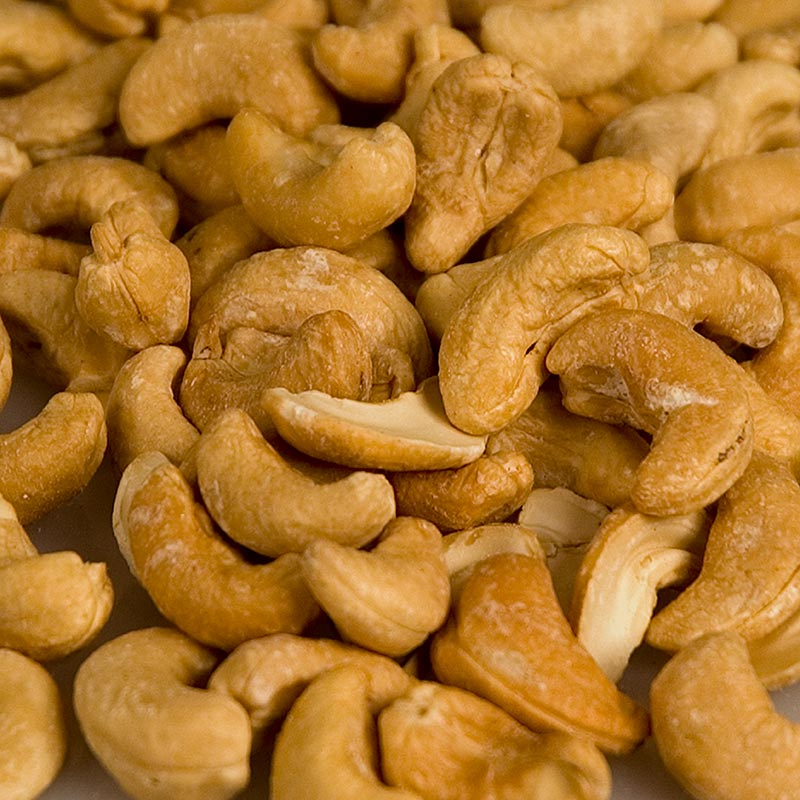 Cashew nuts, whole, roasted and with salt - 1 kg - bag