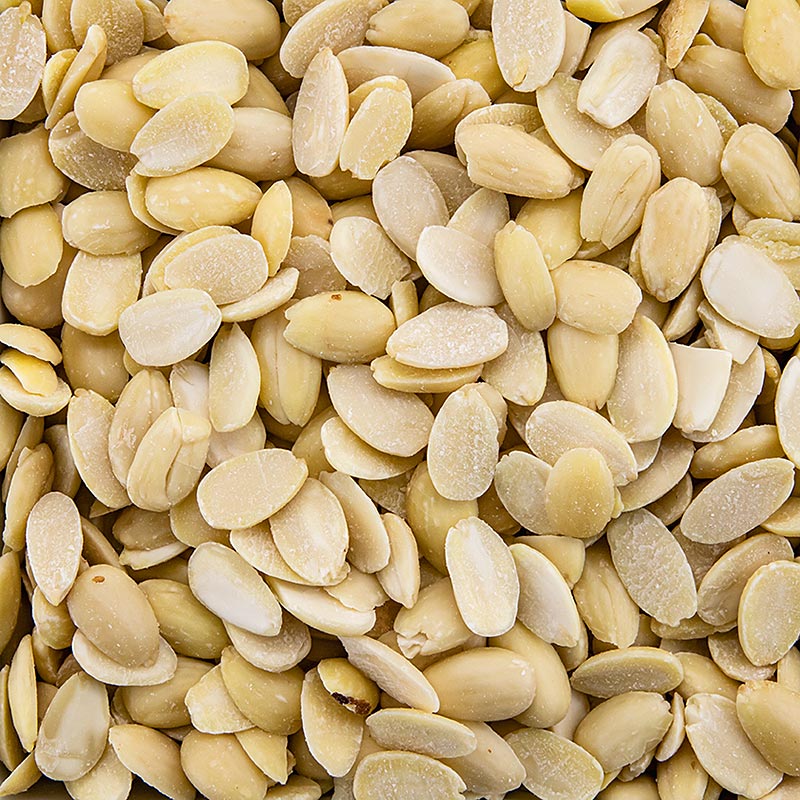Amandes, coupees en deux - 2,5 kg - sac Amandes, coupees en deux - 2,5 kg - sac