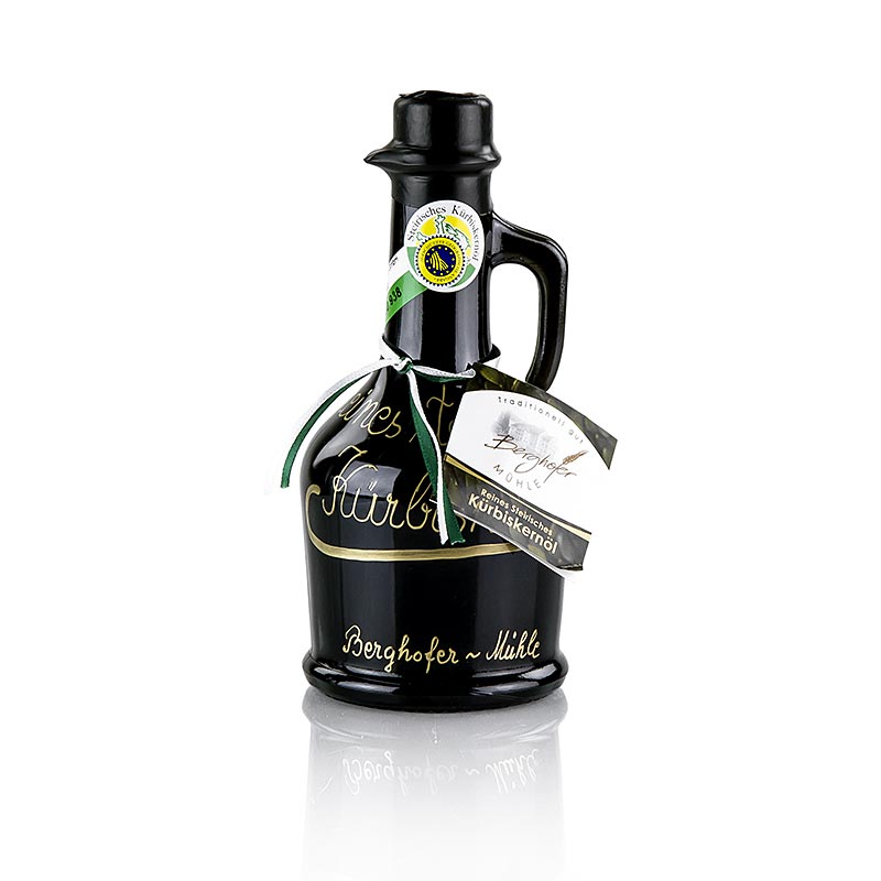 Kürbiskernöl aus der Steiermark, 100% rein, Berghofer-Mühle - 250 ml - Steinkrug Kürbiskernöl aus der Steiermark, 100% rein, Berghofer-Mühle - 250 ml - Steinkrug