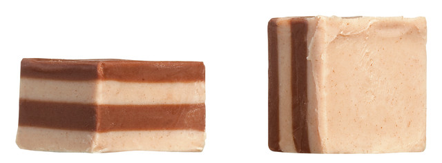 Centodadi Fiat Classico, espositore, chocolates em camadas, creme de avela e amendoa, Majani - 1.013g - mostrar Centodadi Fiat Classico, espositore, chocolates em camadas, creme de avela e amendoa, Majani - 1.013g - mostrar