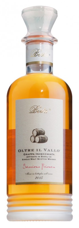 Oltre il Vallo, Grappa invechiata, Grappa en caja de regalo, Berta - 0.7L - Botella