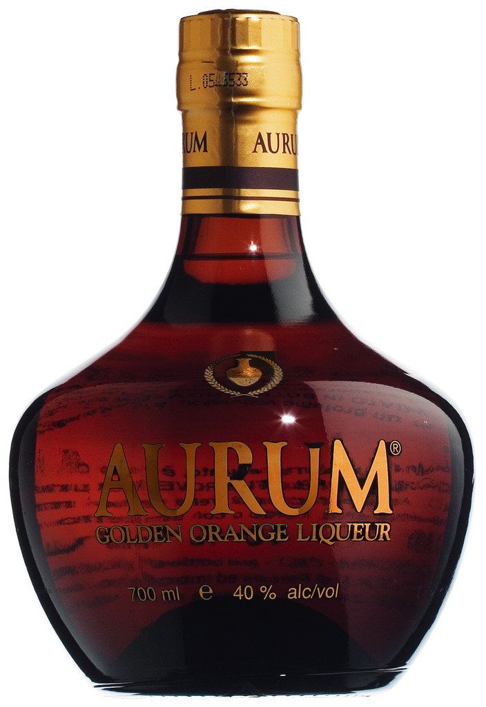 Minuman Keras Jeruk Emas AURUM, Minuman Keras Brandy Jeruk, Illsud - 0,7L - Botol