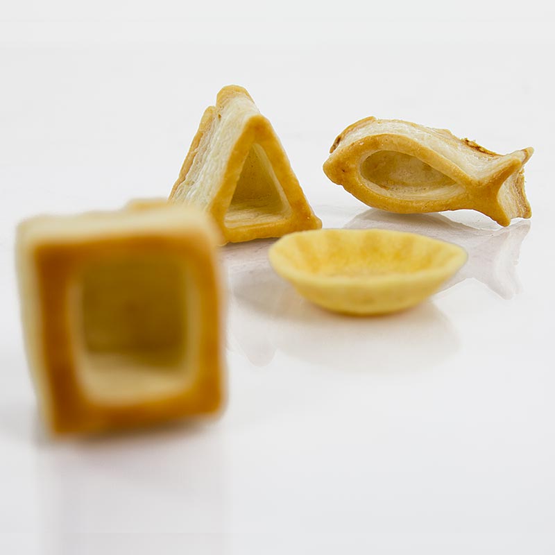 Mini foietaj gastro-mix: 20 de peste, 24 de carre, 24 de triunghi, 64 de mini quiche - 596 g, 132 bucati - Carton