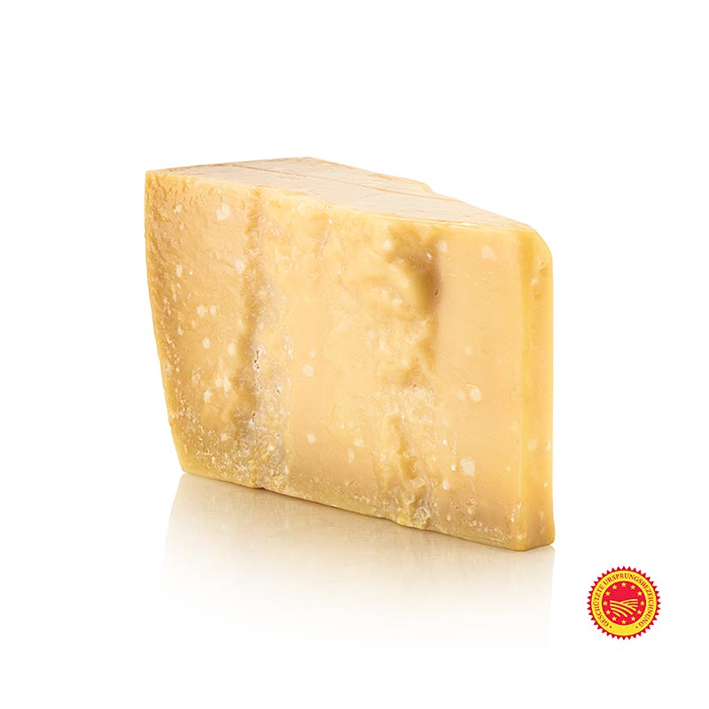 Sir parmezan - Parmigiano Reggiano, odlezao 30 mjeseci, PDO - cca 1.000 g - vakuum Sir parmezan - Parmigiano Reggiano, odlezao 30 mjeseci, PDO - cca 1.000 g - vakuum