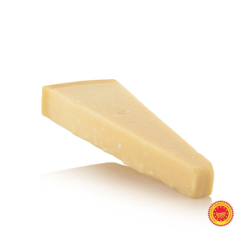 Parmezan sajt - Parmigiano Reggiano, 1. minoseg, legalabb 24 honapos, OEM - kb 200 g - vakuum