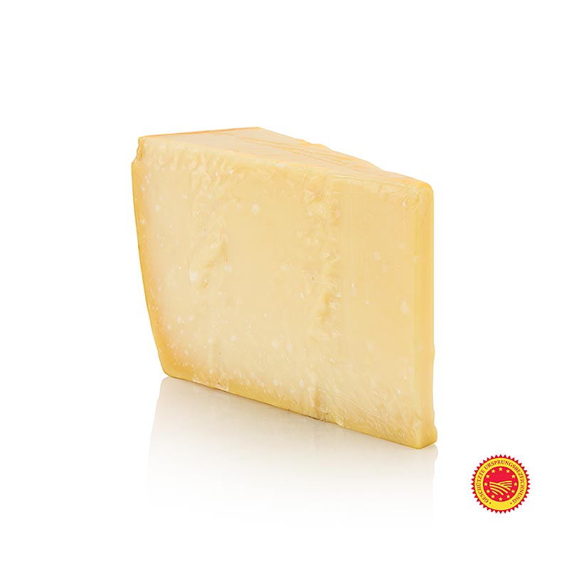 Parmazan - Parmigiano Reggiano, I. jakost, minimalne 24 mesicu stary, CHOP - cca 1 000 g - vakuum