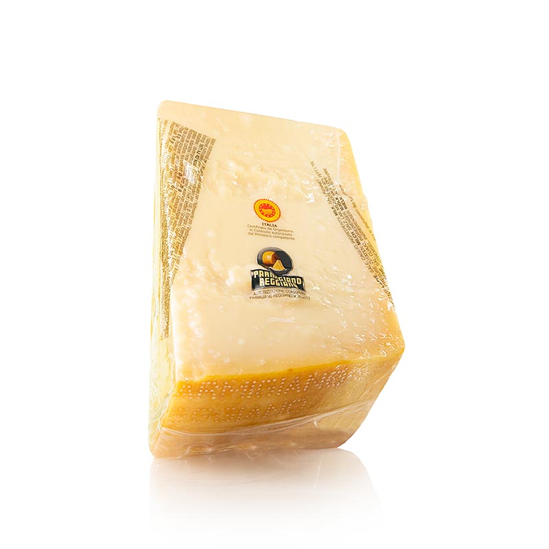 Fromage Parmesan - Parmigiano Reggiano, 1ere qualite, age d`au moins 24 mois, AOP - environ 1 000 g - vide