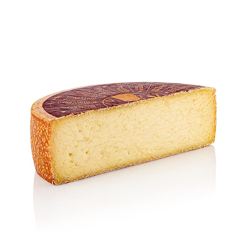 Urgestein Reserve, fromage a pate mi-dure, 1/2 miche, bio - environ 2,1 kg - film Urgestein Reserve, fromage a pate mi-dure, 1/2 miche, bio - environ 2,1 kg - film