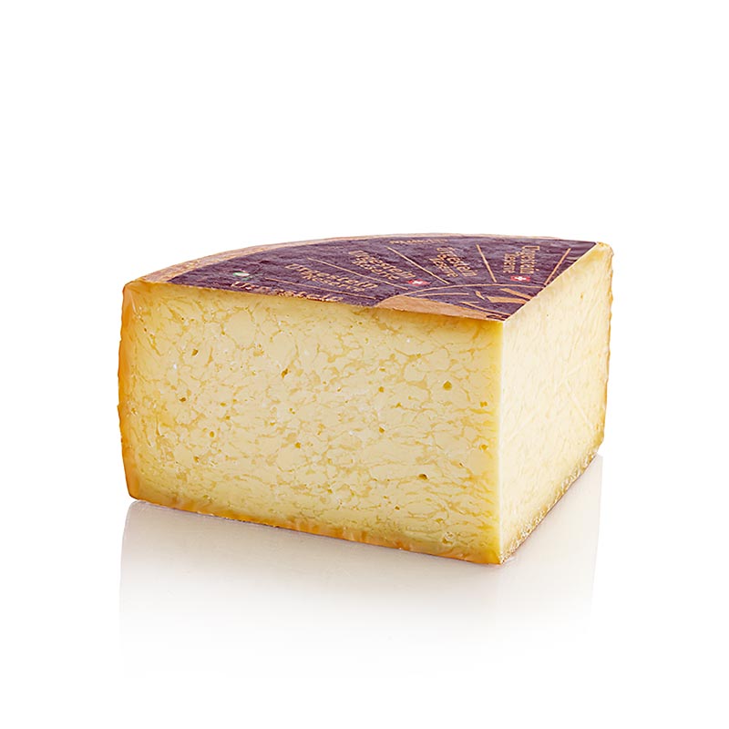Reserve d`Urgestein, fromage a pate mi-dure, quart de meule, BIO - environ 1 000 g - film