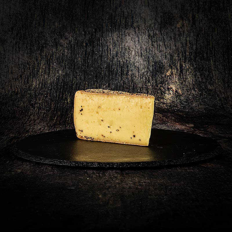 Queijo Isny Lemon Pepper, semiduro, com casca de pimenta, organico. - aproximadamente 250 g - filme