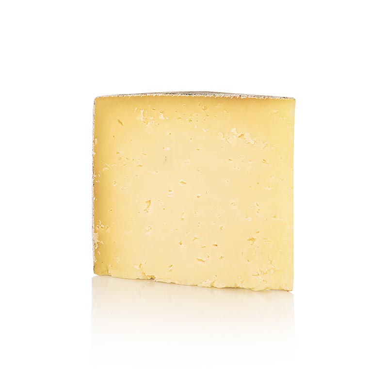 Cheddar au whisky Dunlop, fromage ecossais a pate dure aromatise au whisky - environ 250 g - film