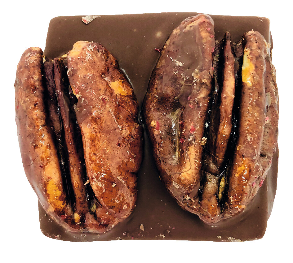Karamell- och chokladmjolk med pekannotter, saltat smor - Karamell med mjolk och pekannotter, Dolfin - 125 g - packa Karamell- och chokladmjolk med pekannotter, saltat smor - Karamell med mjolk och pekannotter, Dolfin - 125 g - packa