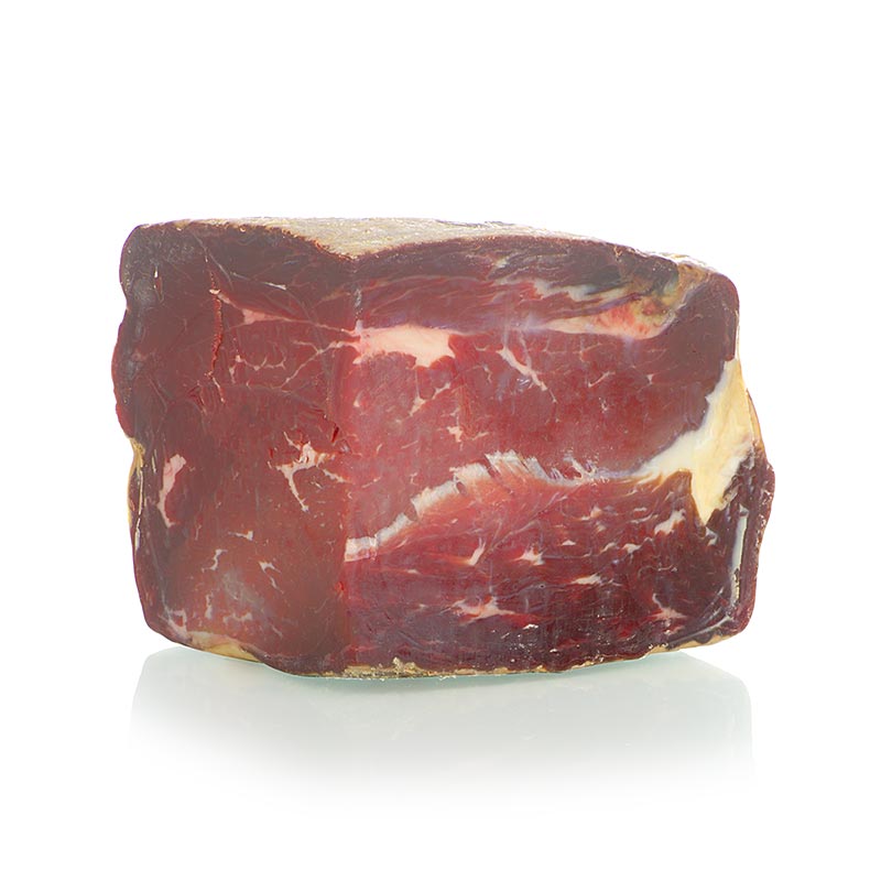 Cecina de Leon IPG (PGI), smoked beef ham, Spain, small pieces - about 1,000 g - vacuum Cecina de Leon IPG (PGI), smoked beef ham, Spain, small pieces - about 1,000 g - vacuum