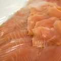 Salmon salai Scotland, seluruh bahagian, dihiris - 1000g - vakum